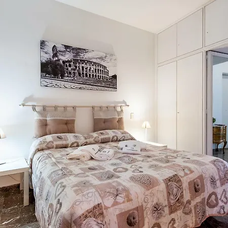 Casa vacanze By The Spanish Steps